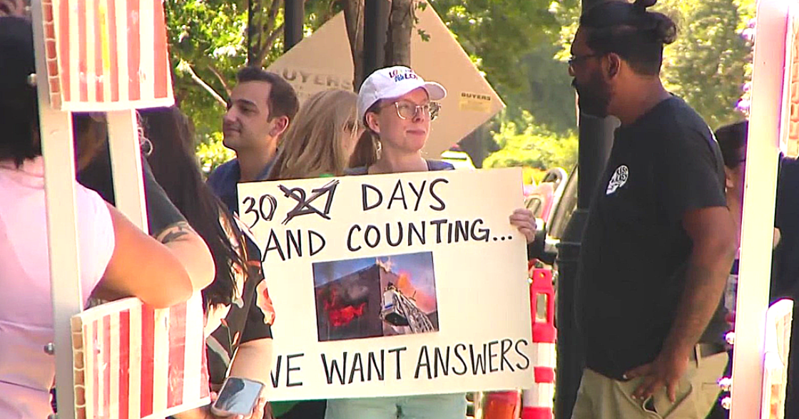 Frustrated tenants take action one month after Fort Worth apartment fire