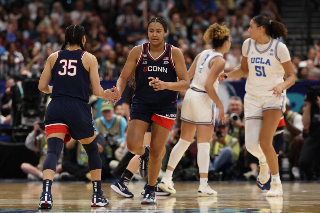 College Basketball Analyst Breaks Down How UConn Center Jana El-Alfy Can Elevate Azzi Fudd, Sarah Strong in 2025