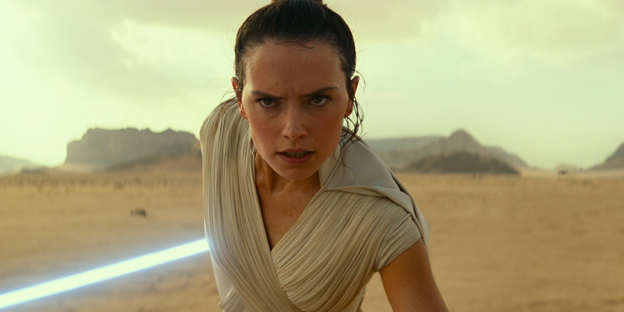 Rey (Daisy Ridley) getting ready to fight in The Rise of Skywalker