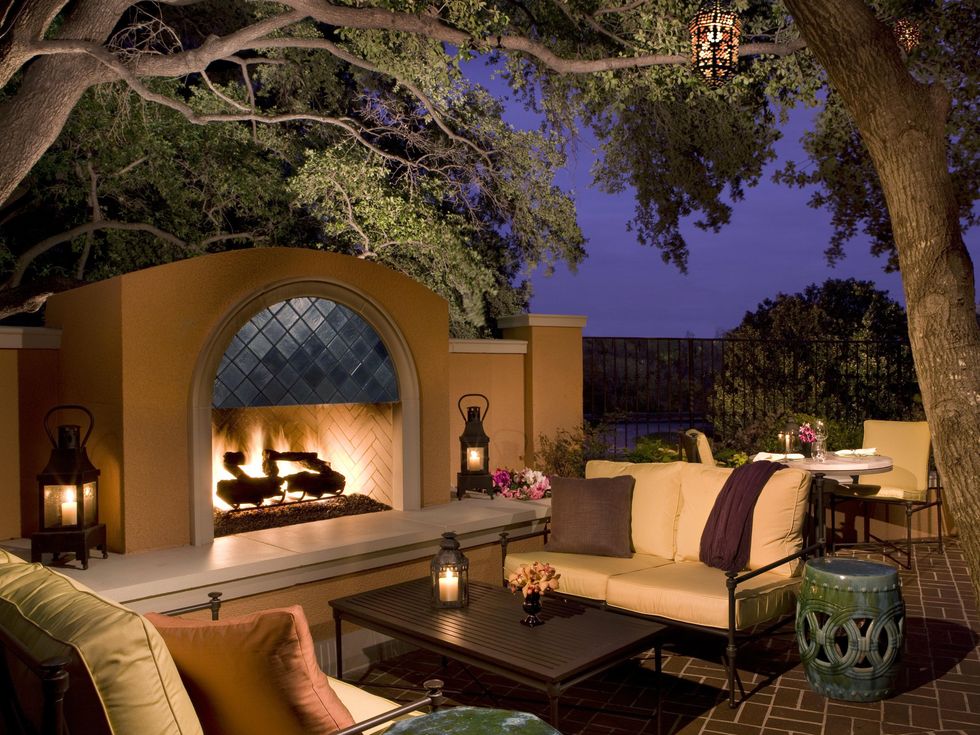 Rosewood Mansion on Turtle Creek terrace