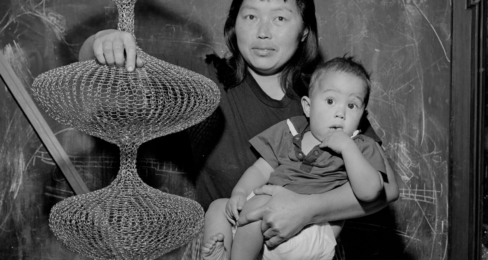 Ruth Asawa Proved That Mothering Is Inherently Artistic