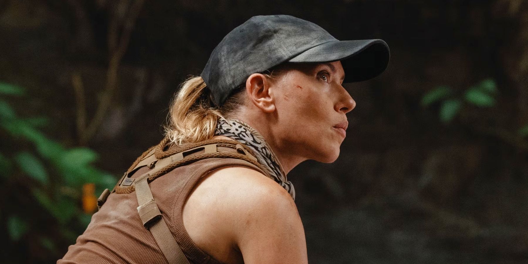 Scarlet Johansson wears a ballcap in Jurassic World Rebirth