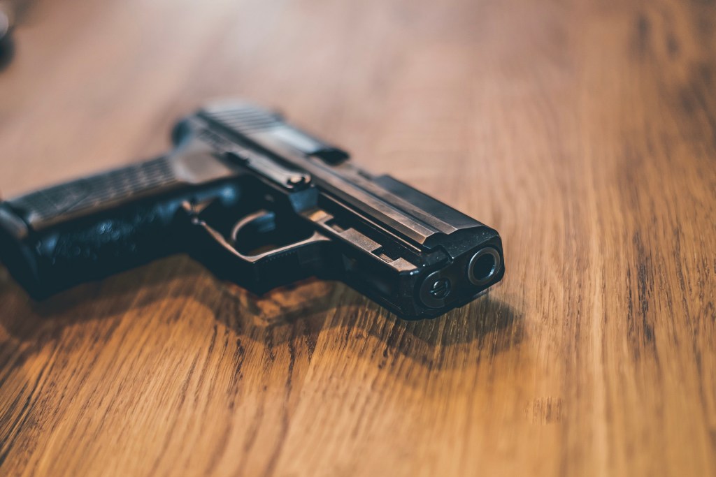 Federal court backs New York safety liability law against gunmakers