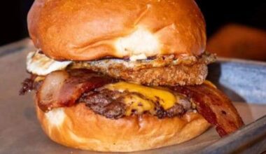 9 best restaurants & trucks for smash burgers in San Antonio