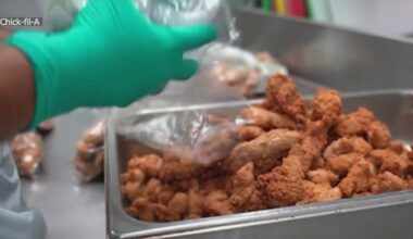 Chick-fil-A turns surplus food into 8,500 meals for Chicagoans in need