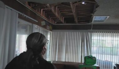 Monsoon storm rips roof off Phoenix home, displacing a family