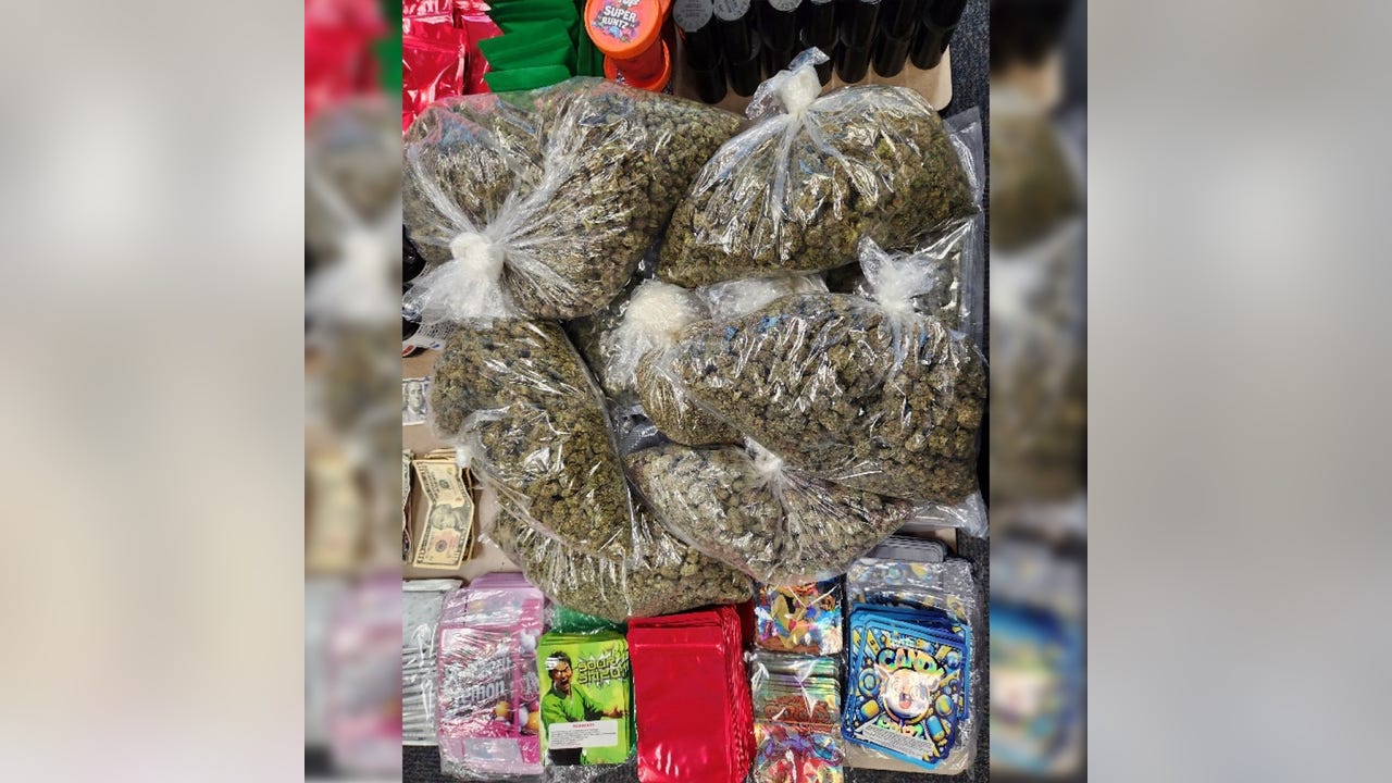 Dallas police seize drugs, guns, make arrest after receiving tip