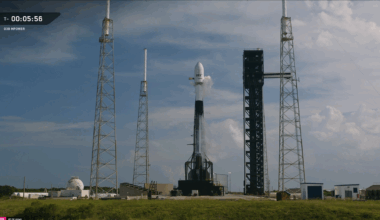 ﻿SpaceX scrub launch of SES O3b mPOWER mission Monday evening
