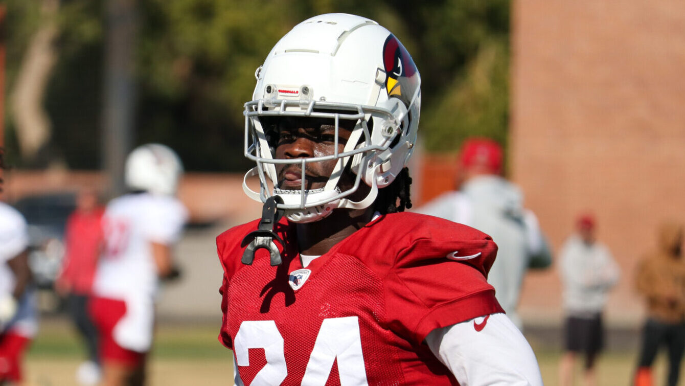 Cardinals' Starling Thomas V...