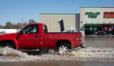 How to check flooding road closures in San Antonio area