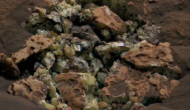 Curiosity Cracked Open a Rock on Mars And Discovered a Huge Surprise : ScienceAlert