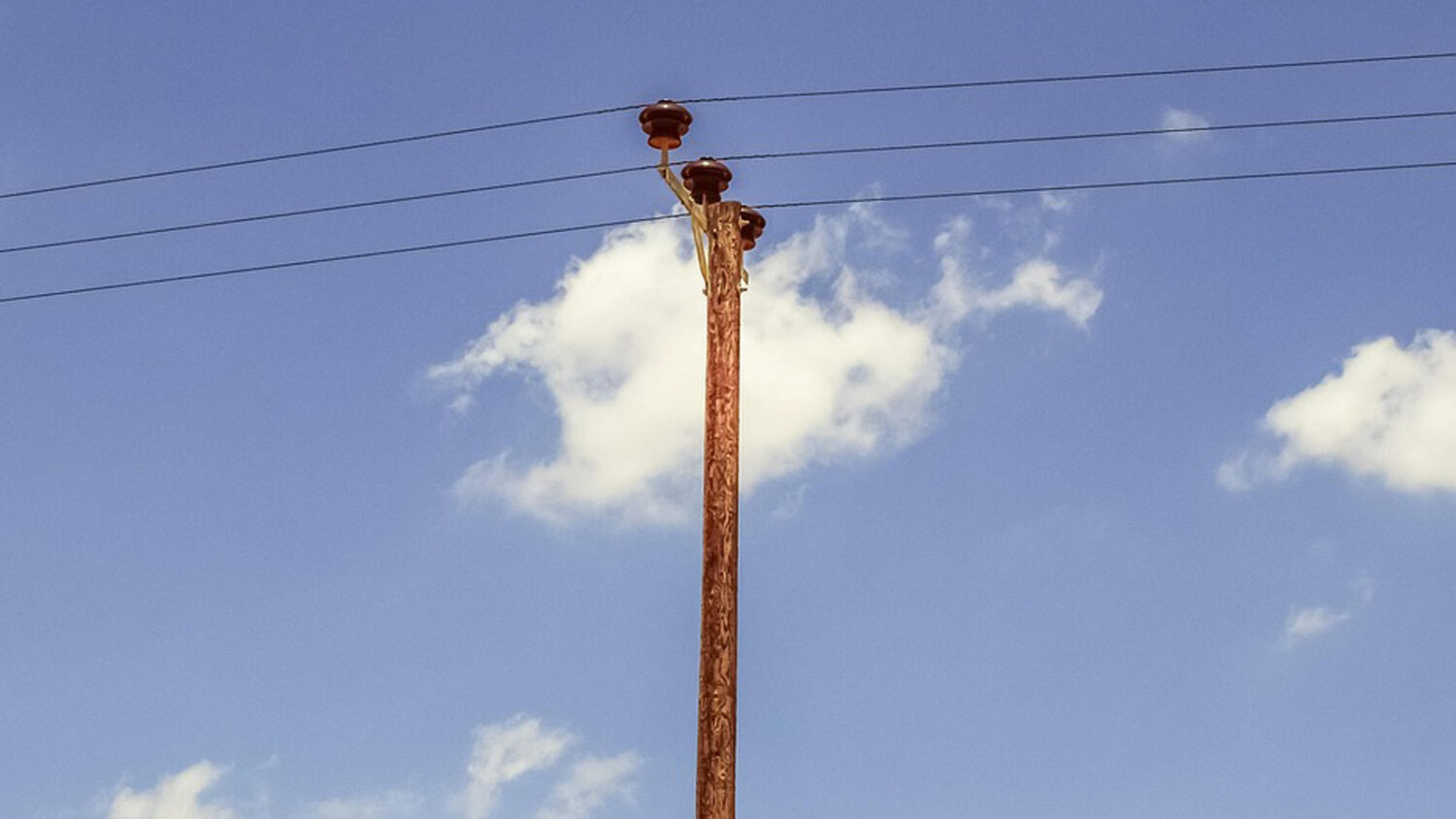 A man died over the weekend after crashing into a telephone pole in Glendale....