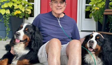 A dog trainer had no symptoms. A scan of his lungs found a terminal disease