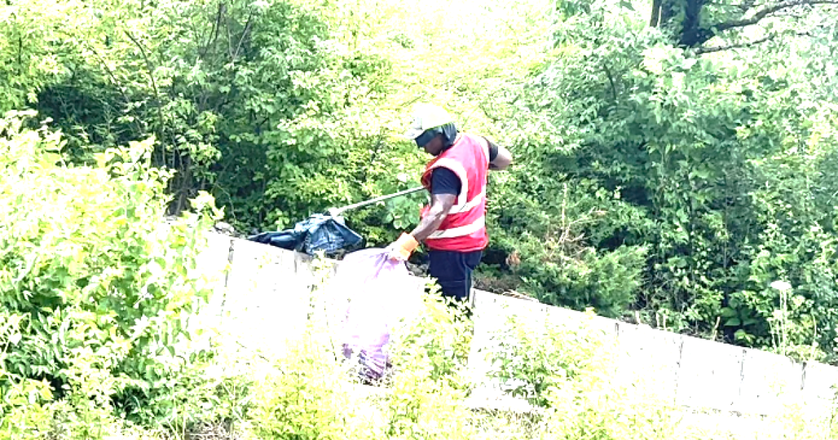 Clean Up KC initiative offers hope and employment to unsheltered residents