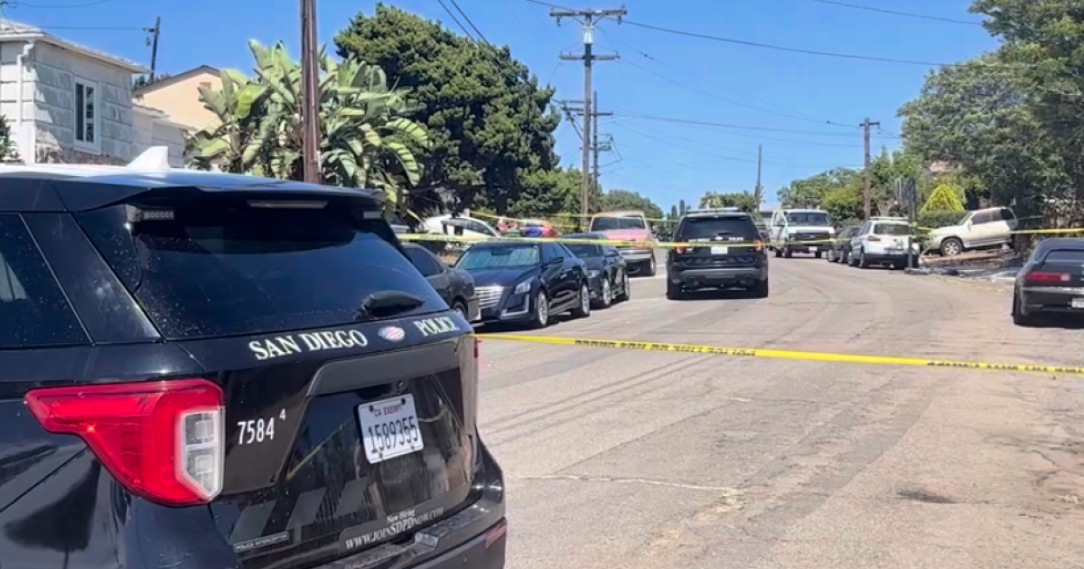 SDPD investigates a homicide in Oak Park