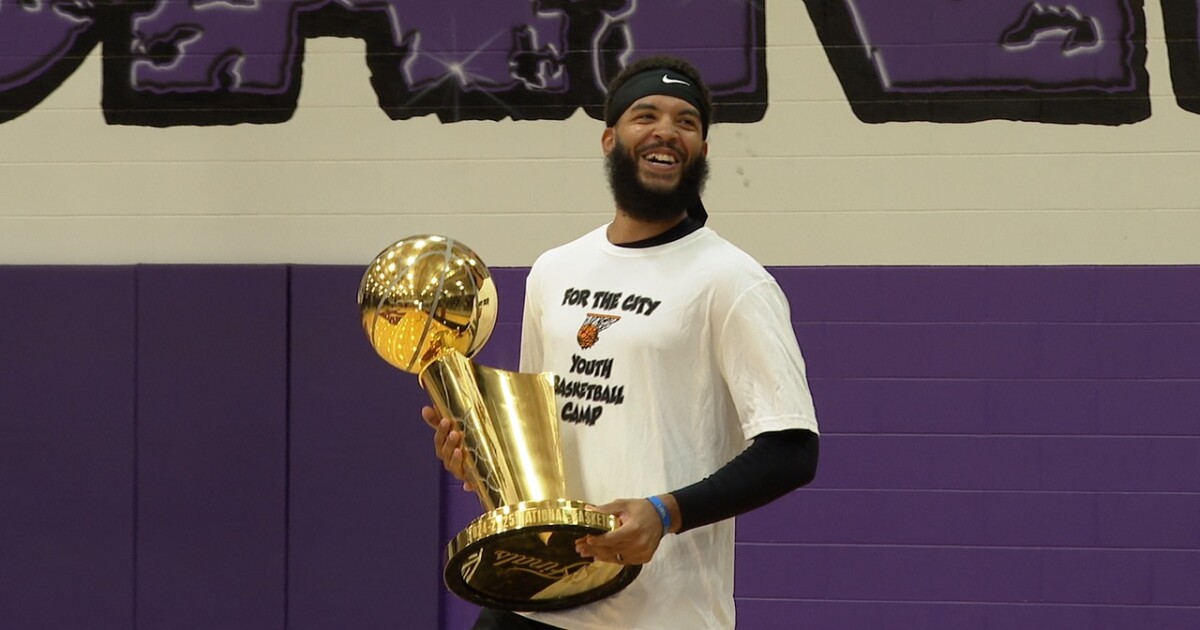 NBA Champion Kenrich Williams hosts basketball camp at University High
