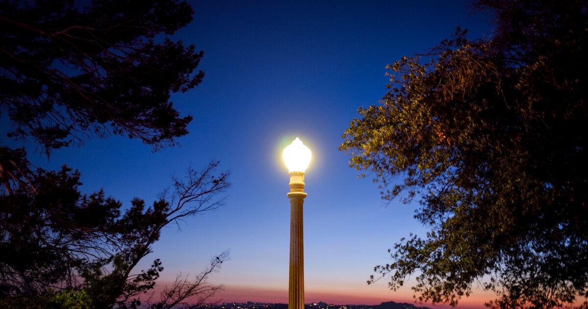 Would property owners agree to pay more to improve LA's street lights?