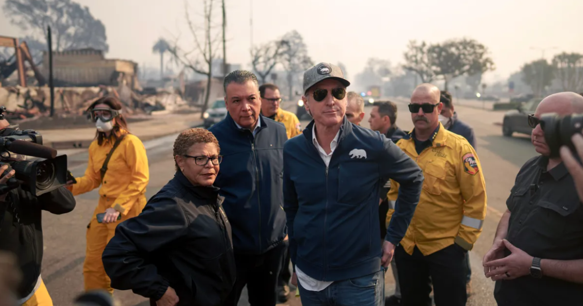 Newsom plans to let LA suspend duplex projects in fire burn zones