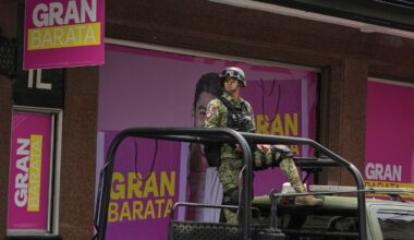 Extortion strangling Mexican businesses, forcing closures and fear