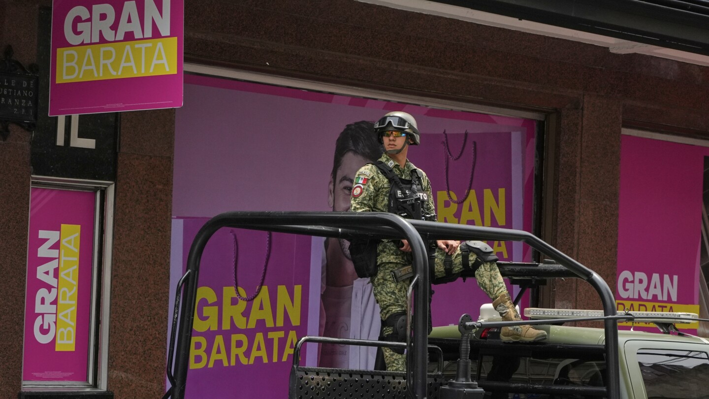 Extortion strangling Mexican businesses, forcing closures and fear