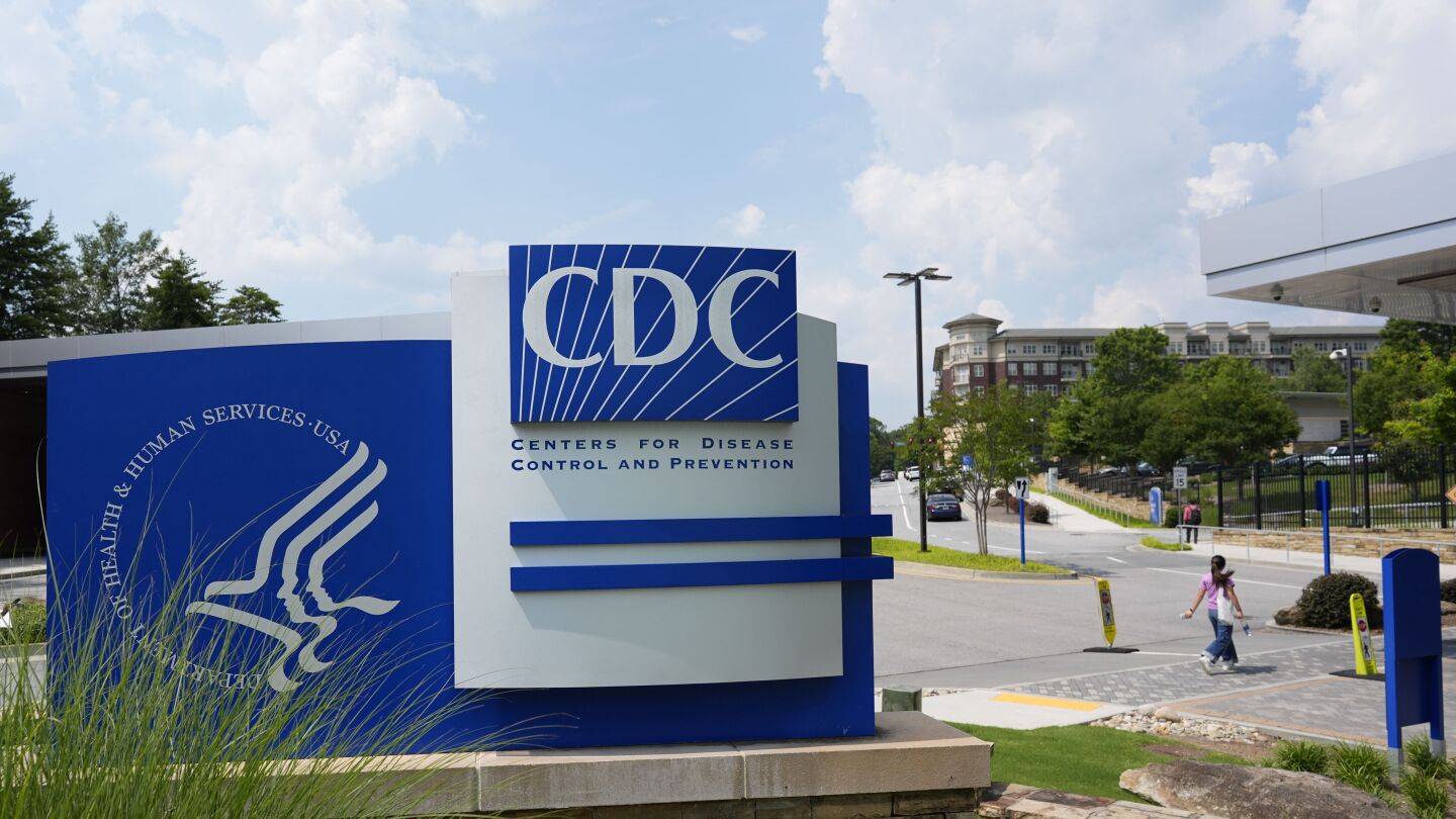 RSV: Kennedy accepts recommendations of ousted CDC vaccine advisers
