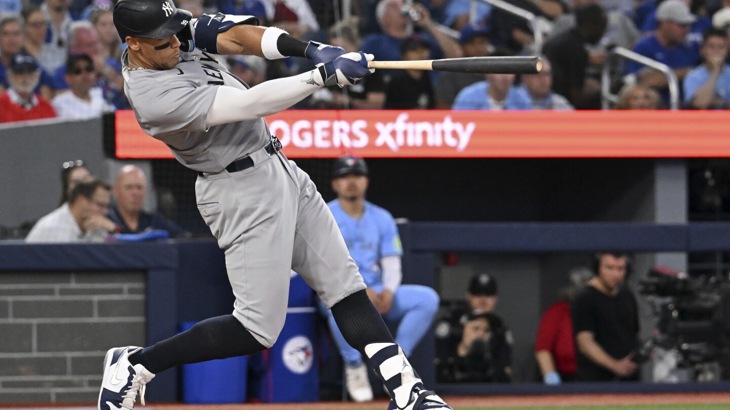 Aaron Judge out for Yankees' game vs. Phillies because of elbow injury
