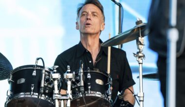 Pearl Jam drummer Matt Cameron exits band after 27 years