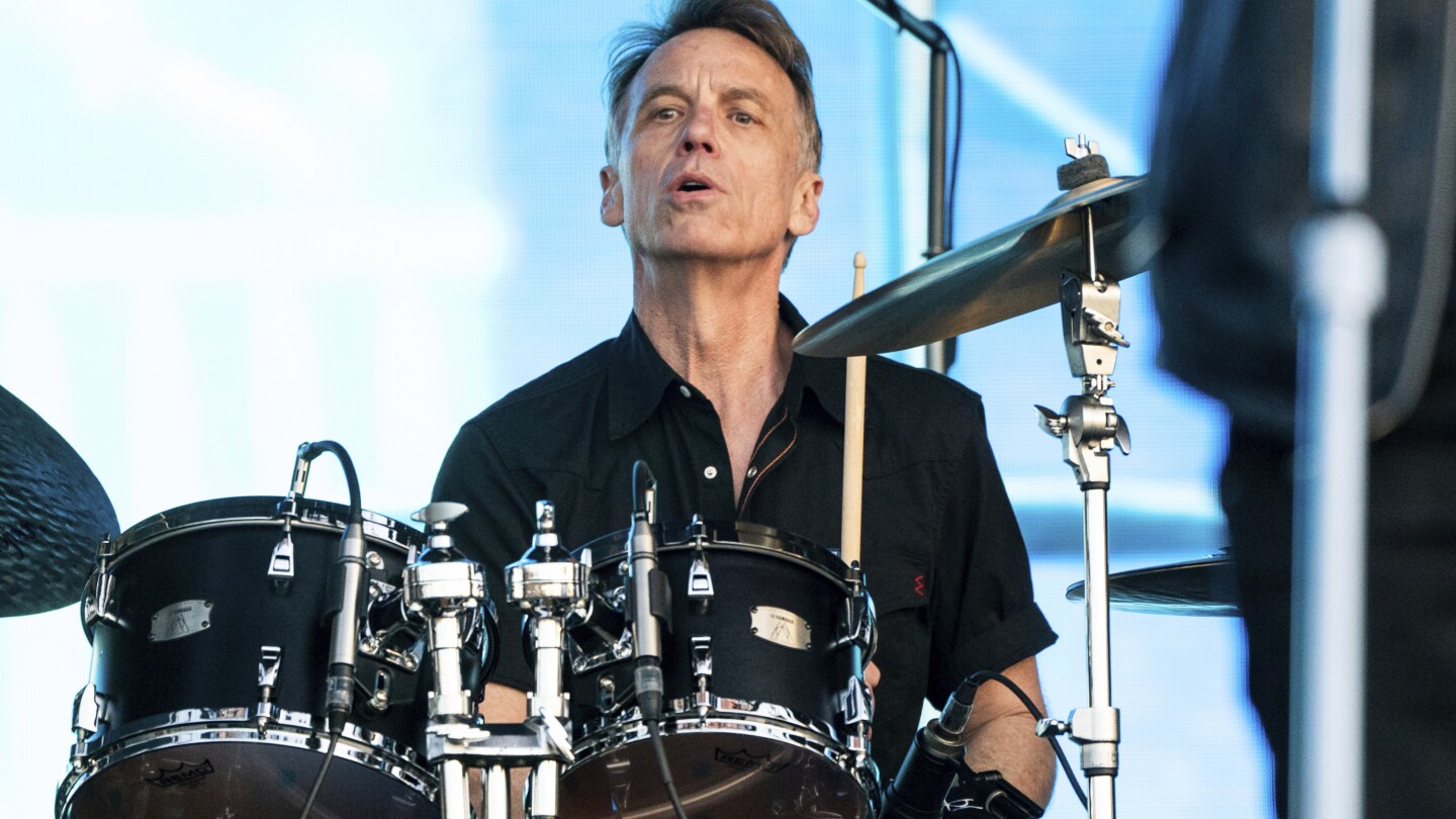 Pearl Jam drummer Matt Cameron exits band after 27 years
