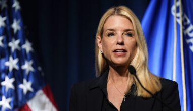 AG Bondi files complaint against judge overseeing deportation cases