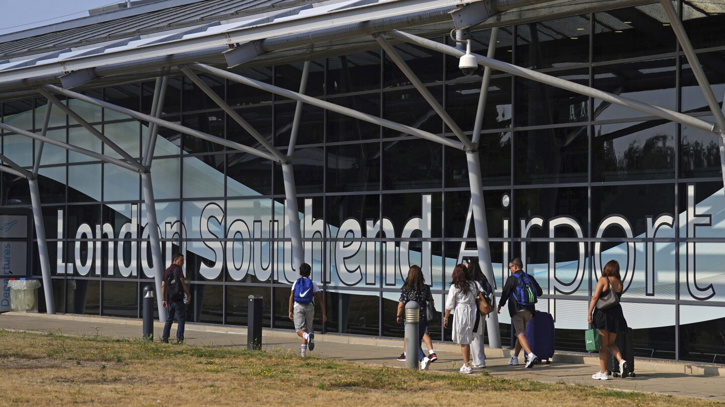 Police say 4 people were killed in a small plane crash at London Southend airport