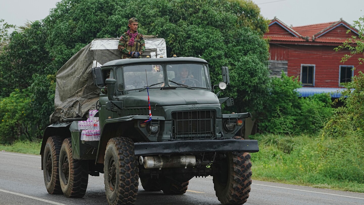 Thailand and Cambodia agree to ceasefire talks after Trump steps in