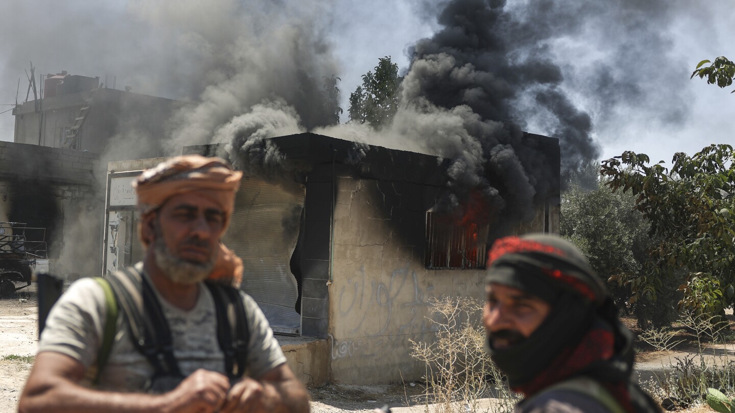 Druze-Bedouin clashes flare up again after government forces pull out of southern Syria