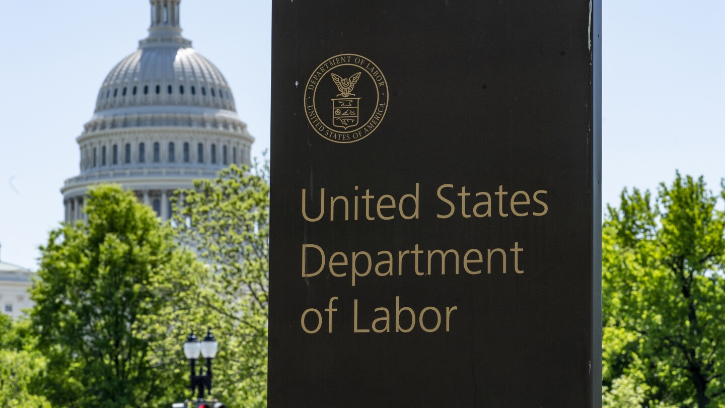 US Labor Department picks more than 60 rules for Trump's deregulation mandate