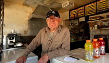 Fans, locals recall the 'cranky' owner behind legendary L.A. shack Bill's Burgers