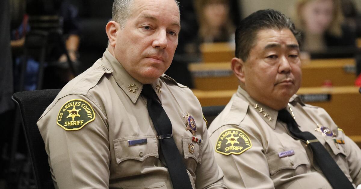 Former sheriff Alex Villanueva registers for 2026 sheriff’s race