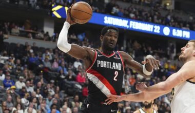 Can LeBron James help maddening Deandre Ayton change his image?