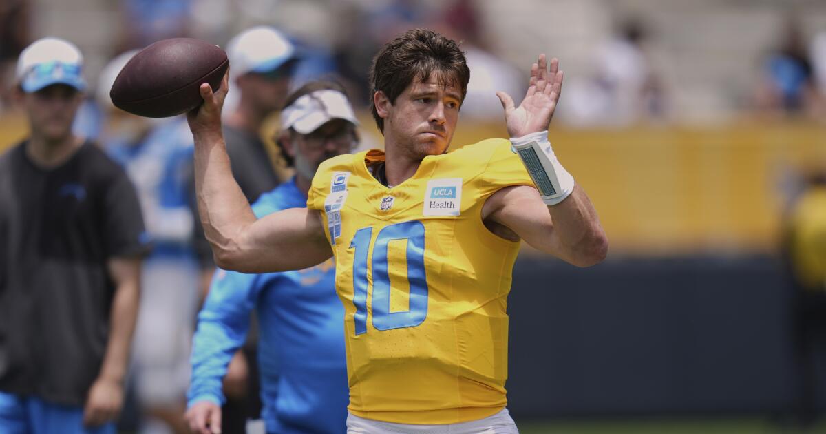Chargers players hopeful they can win back their San Diego fans