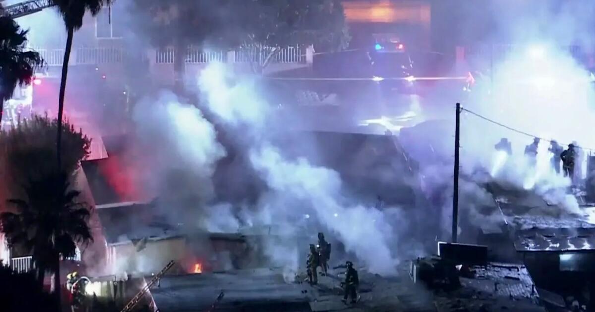 Multiple homes burn, 1 dead in Pacoima fireworks explosion