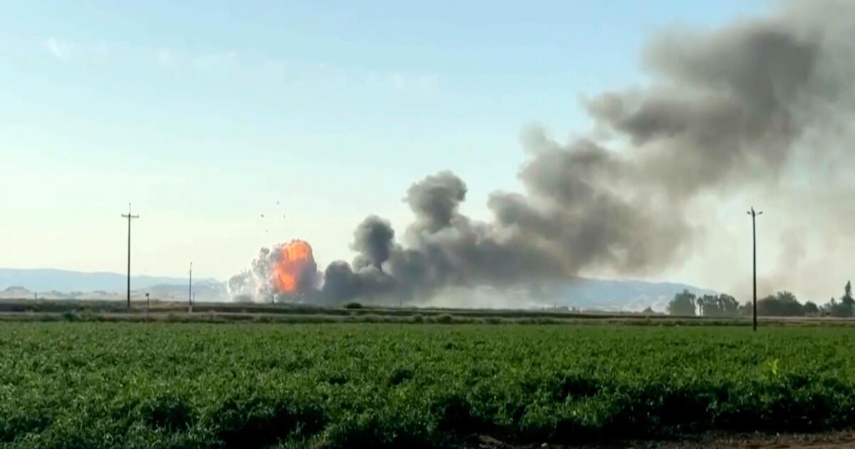 7 bodies found in wreckage of California fireworks warehouse