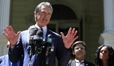 After push from L.A., Newsom plans to weaken state duplex law in wildfire areas