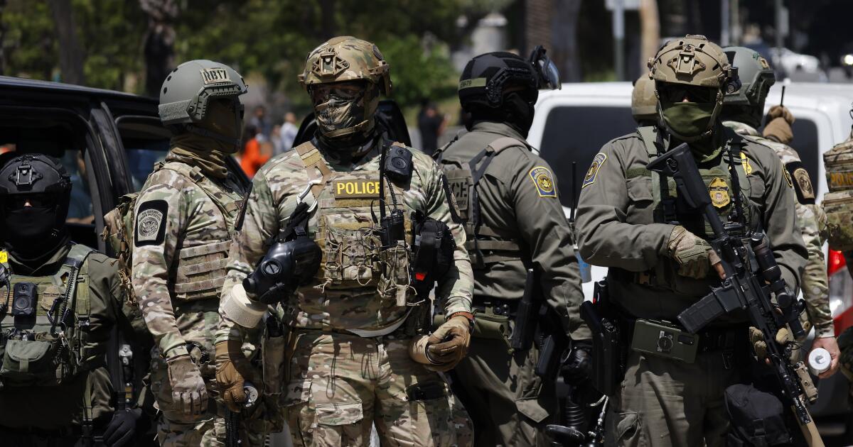 Feds update arrest total in L.A. immigration raids