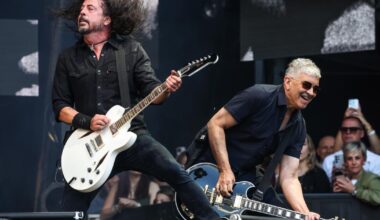 Foo Fighters mark 30th anniversary of band's debut