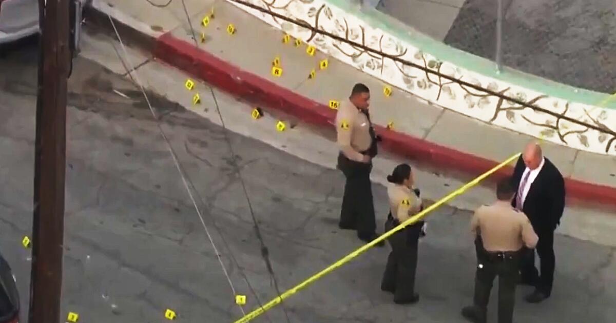Man dead after bloody shoot-out with sheriff’s deputies in East L.A.
