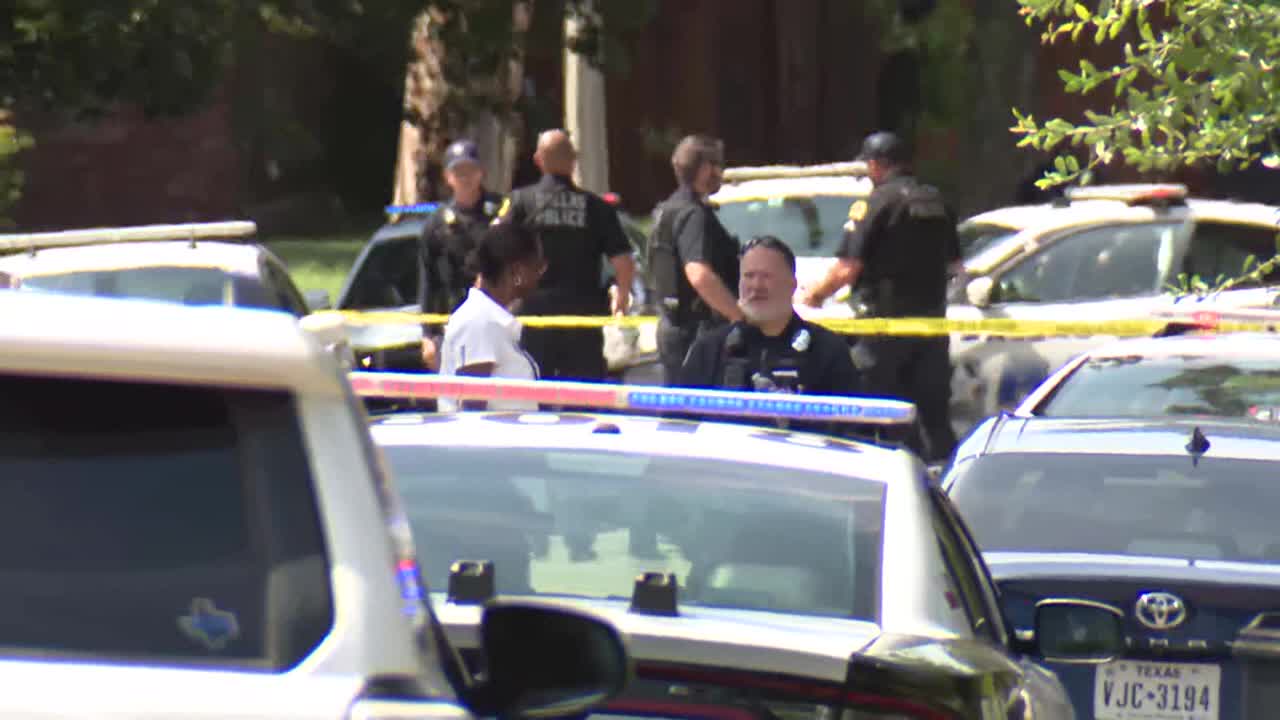 Dallas police to give update on deadly shooting involving knife-wielding man