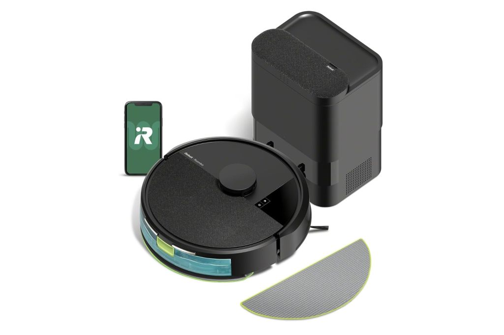A robot vacuum mop