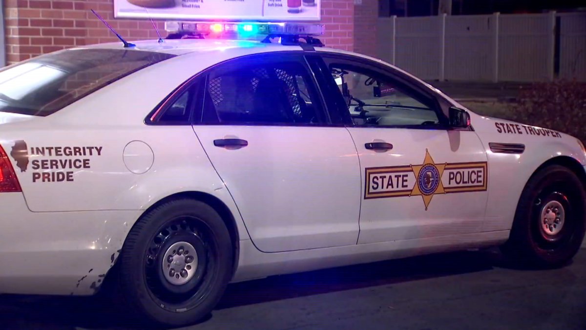 Crash closes Edens Expressway in northern suburbs – NBC Chicago