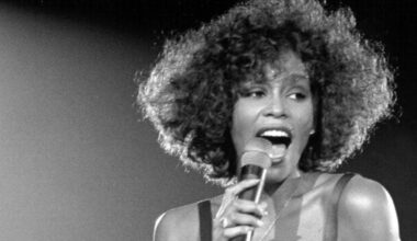 Whitney Houston items to be auctioned in August – NBC Los Angeles