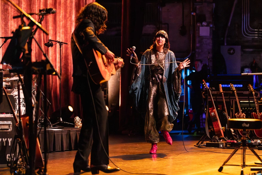 Yeah Yeah Yeahs at Beacon Theatre