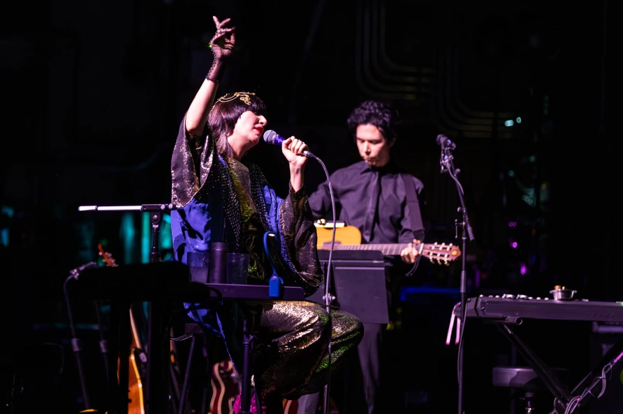 Yeah Yeah Yeahs at Beacon Theatre