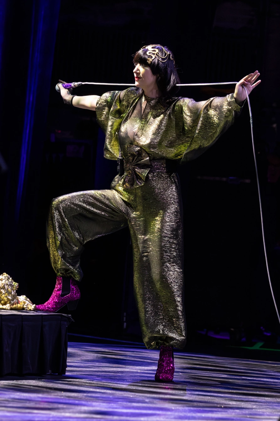 Yeah Yeah Yeahs at Beacon Theatre